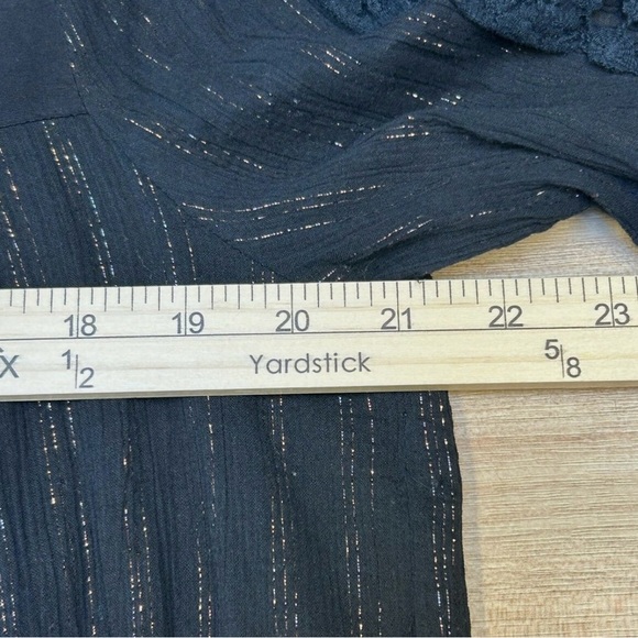 Free People XS Black Crochet Bell Sleeves Rose Gold Metallic Boho Top Buttons - Picture 3 of 15